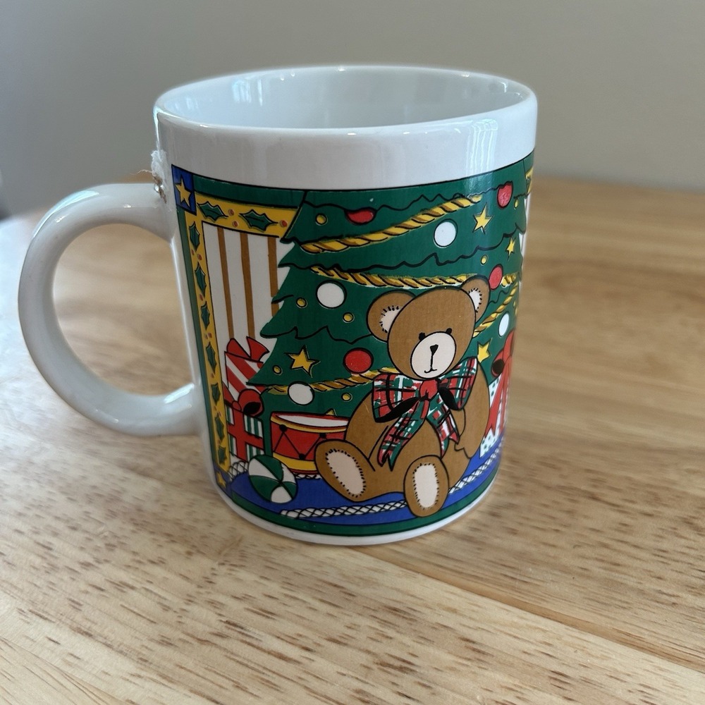 Vintage Gibson Holiday Christmas Teddy Bear Coffee Mug Ceramic collect